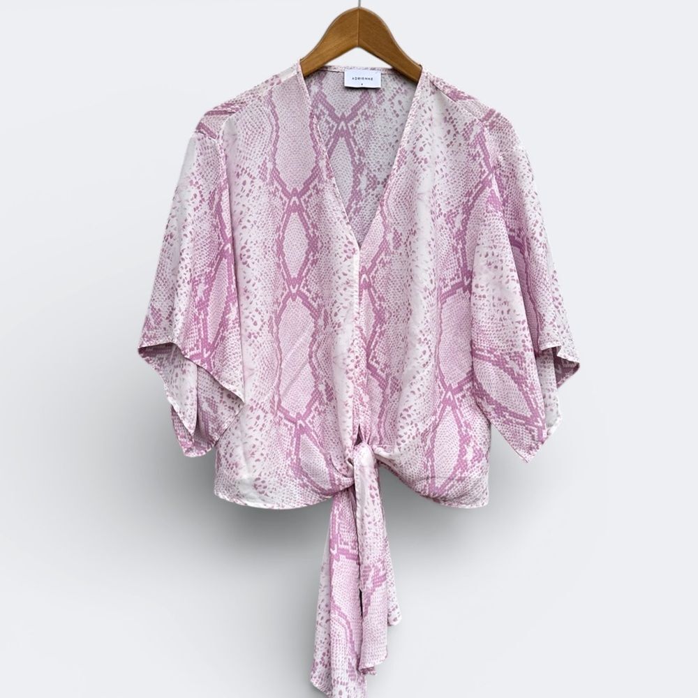 🎉5 for $45🎉 Adrienne top blouse shirt size S